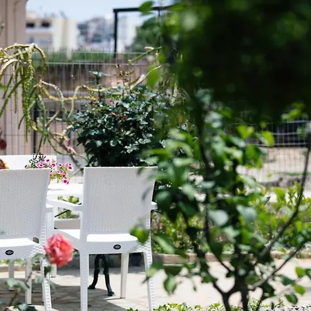 Estia Comfort House *