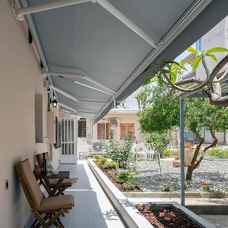 Estia Comfort House Holiday home *